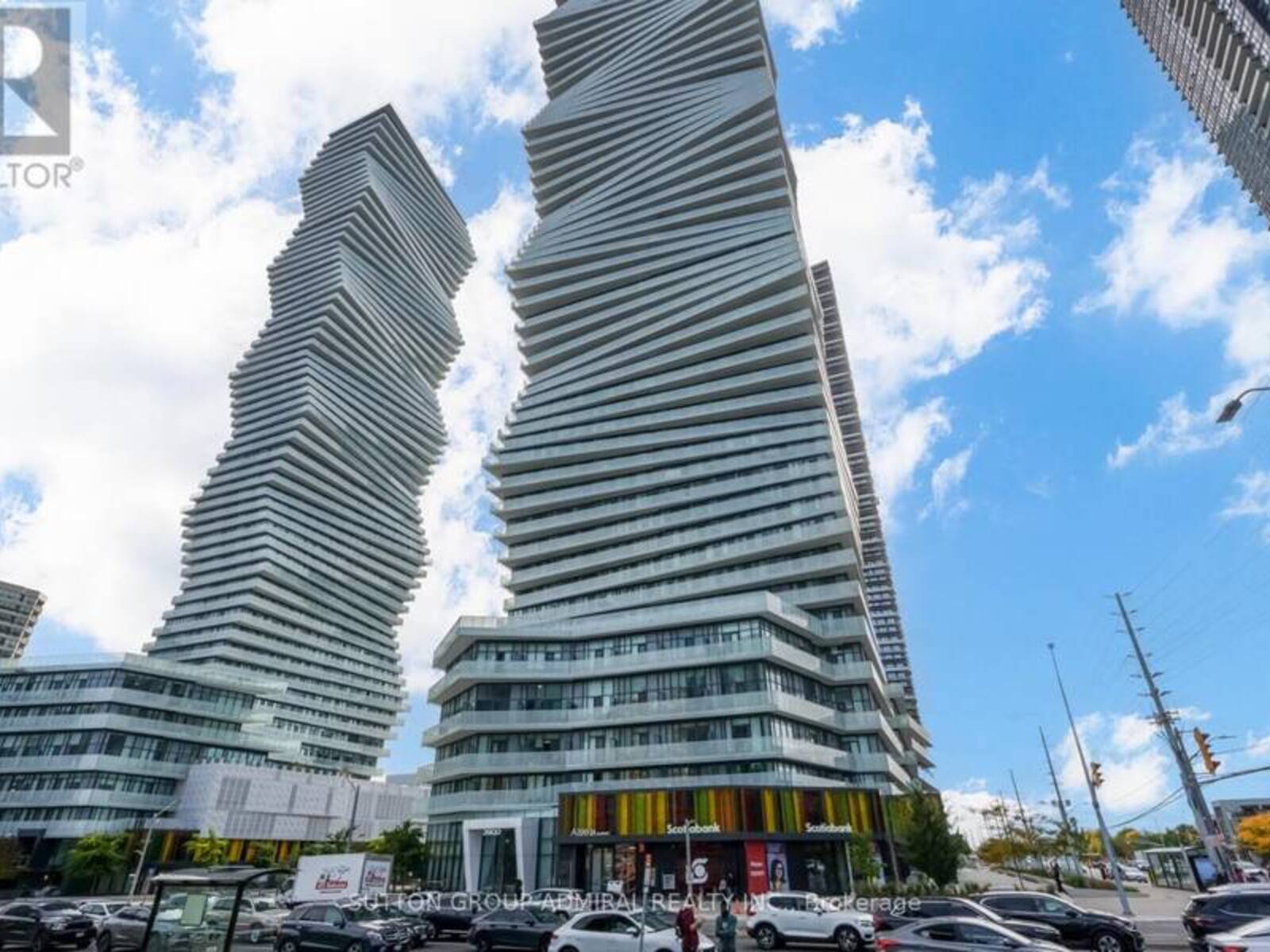 2401 - 3900 CONFEDERATION PARKWAY, Mississauga, Ontario L5B 0M3