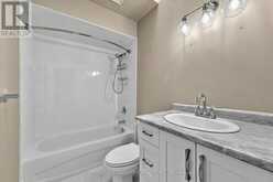 25 BOVAIR TRAIL | Aurora Ontario | Slide Image Thirty-two