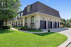 25 BOVAIR TRAIL | Aurora Ontario | Slide Image Three