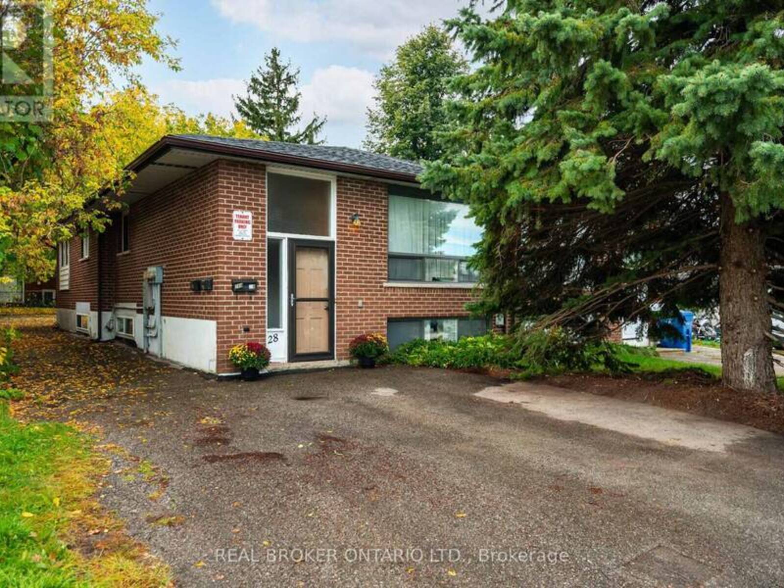 28 HILLSIDE DRIVE, Orangeville, Ontario L9W 1P7