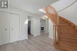 127 VALERA DRIVE | Hamilton Ontario | Slide Image Five