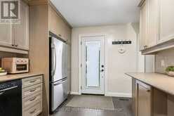 19 FLEMPTON CRESCENT | Toronto Ontario | Slide Image Thirteen