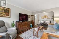 19 FLEMPTON CRESCENT | Toronto Ontario | Slide Image Nine