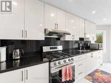 27 MITCHELL AVENUE | Whitchurch-Stouffville Ontario | Slide Image Eight