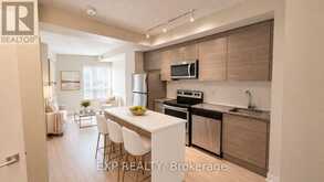 512 - 621 SHEPPARD AVENUE E | Toronto Ontario | Slide Image Three