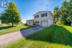 33 RICE DRIVE | Schomberg Ontario | Slide Image One