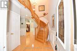 521 NAVIGATOR DRIVE | Mississauga Ontario | Slide Image Four