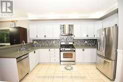 521 NAVIGATOR DRIVE | Mississauga Ontario | Slide Image Nine