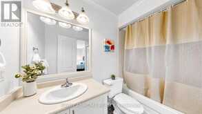 87 PRIMEAU DRIVE | Aurora Ontario | Slide Image Seventeen