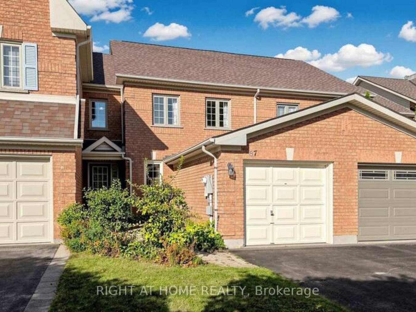 87 PRIMEAU DRIVE, Aurora, Ontario L4G 6Z6