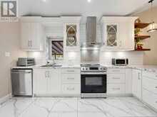 27 MATLOCK AVENUE | Mississauga Ontario | Slide Image Twelve