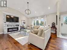 27 MATLOCK AVENUE | Mississauga Ontario | Slide Image Nine