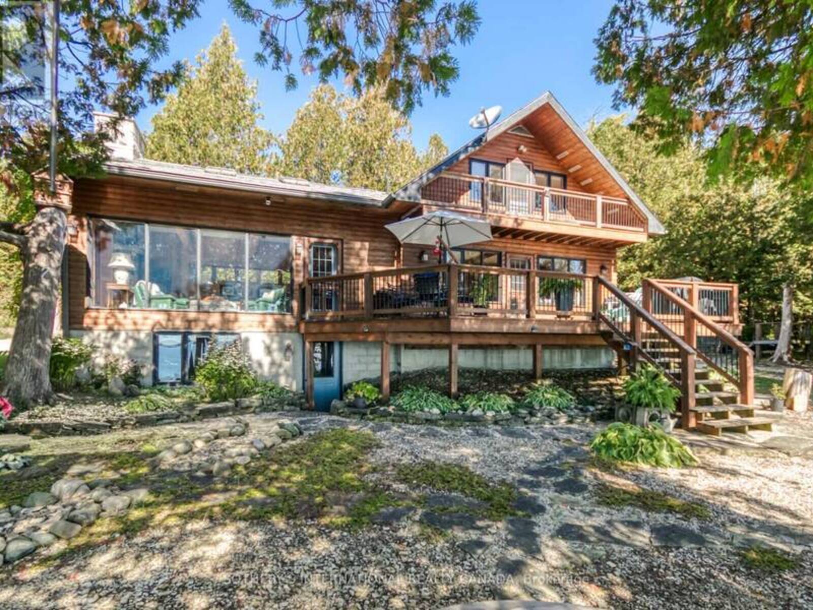 125 LAKESHORE ROAD, Central Manitoulin, Ontario P0P 2C0