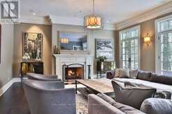 20 CLUNY DRIVE | Toronto Ontario | Slide Image Eight