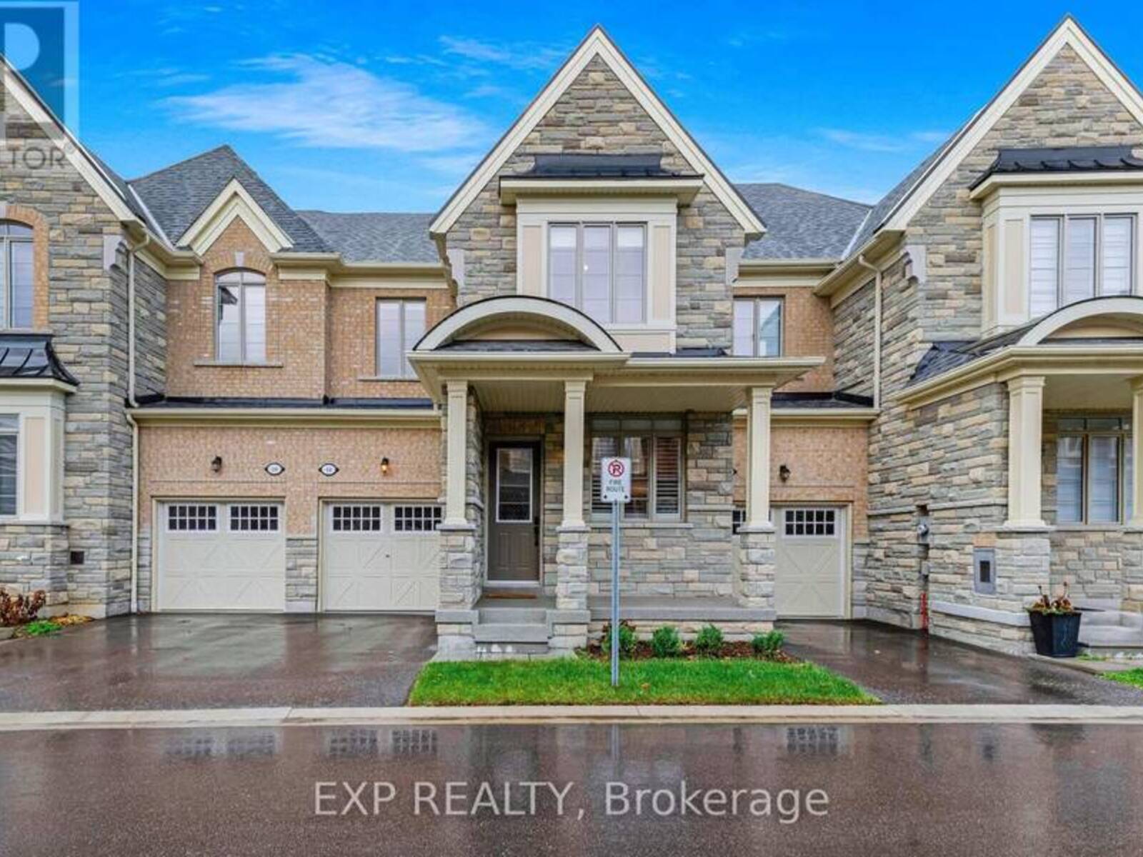 18 HOUGH LANE, Ajax, Ontario L1T 0N6