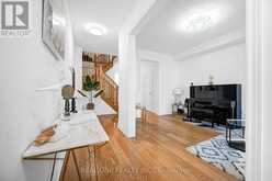 19 BEGONIA STREET | Markham Ontario | Slide Image Three