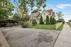 296 EAGLE STREET | Newmarket Ontario | Slide Image Three