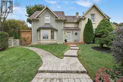 296 EAGLE STREET | Newmarket Ontario | Slide Image Four