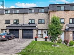 6 POPLAR CRESCENT Aurora Ontario, L4G 3M4