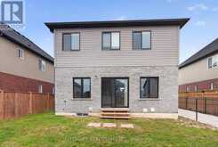 68 DAVIDSON DRIVE W | Stratford Ontario | Slide Image Forty-seven