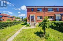 39 KILMARNOCK AVENUE | Toronto Ontario | Slide Image Four