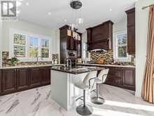 9A ANGLIN DRIVE | Richmond Hill Ontario | Slide Image Thirteen