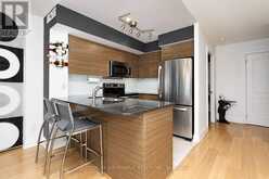 407 - 30 NORTH PARK ROAD | Vaughan Ontario | Slide Image Two