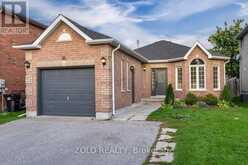 16 ESTHER DRIVE | Barrie Ontario | Slide Image Three