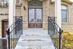 80 ROYAL WEST DRIVE | Brampton Ontario | Slide Image Six