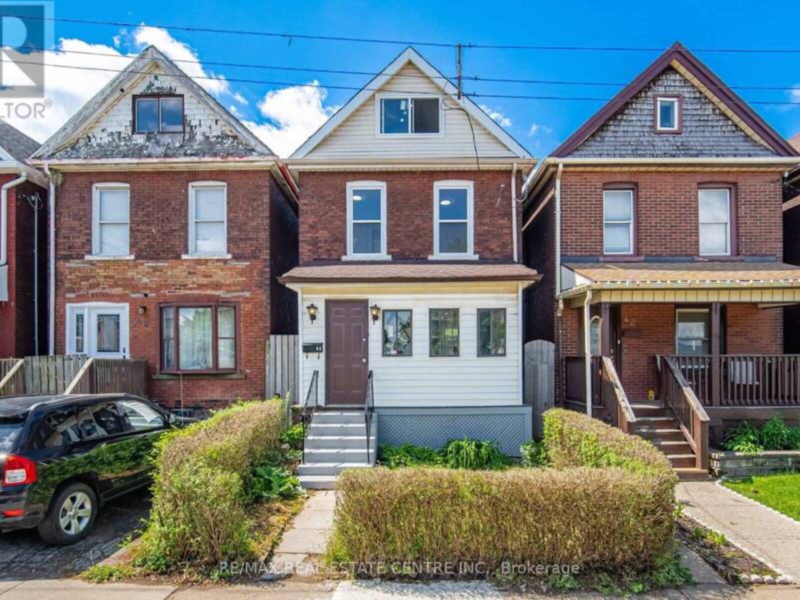 44 GORDON STREET, Hamilton, Ontario L8L 3H2