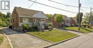 7 MAYALL AVENUE | Toronto Ontario | Slide Image Forty-seven