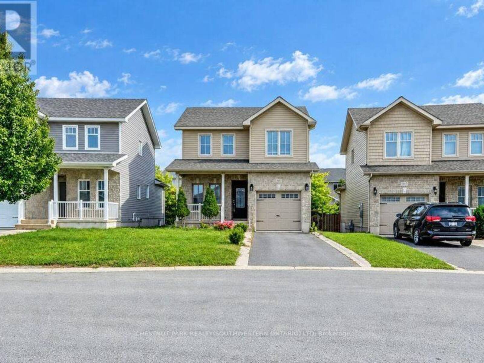 1651 CRIMSON CRESCENT, Kingston, Ontario K7P 0J3