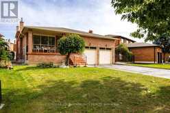 55 THISTLE RIDGE DRIVE | Vaughan Ontario | Slide Image Two