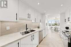 1506 - 7 TOWNSGATE DRIVE | Vaughan Ontario | Slide Image Fifteen