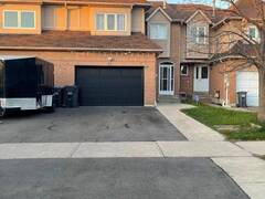 42 WOOLISTON CRESCENT Brampton Ontario, L6Y 4J5