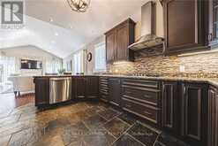 137 PINEHILL DRIVE | Hamilton Ontario | Slide Image Fourteen