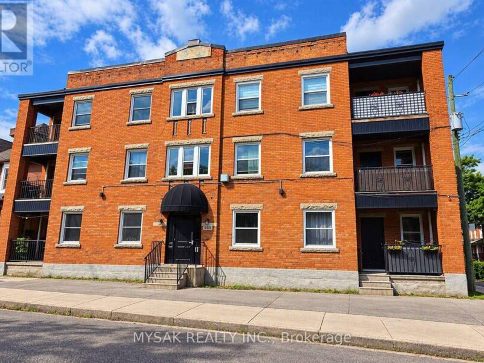 455 KING WILLIAM STREET, Hamilton, Ontario L8L 1R1
