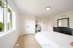 34 HAMPSHIRE PLACE | Hamilton Ontario | Slide Image Thirty-eight