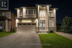 34 HAMPSHIRE PLACE | Hamilton Ontario | Slide Image Three