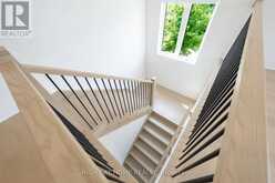 34 HAMPSHIRE PLACE | Hamilton Ontario | Slide Image Twenty-eight