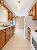 21 CROYDON DRIVE | St. Catharines Ontario | Slide Image Four