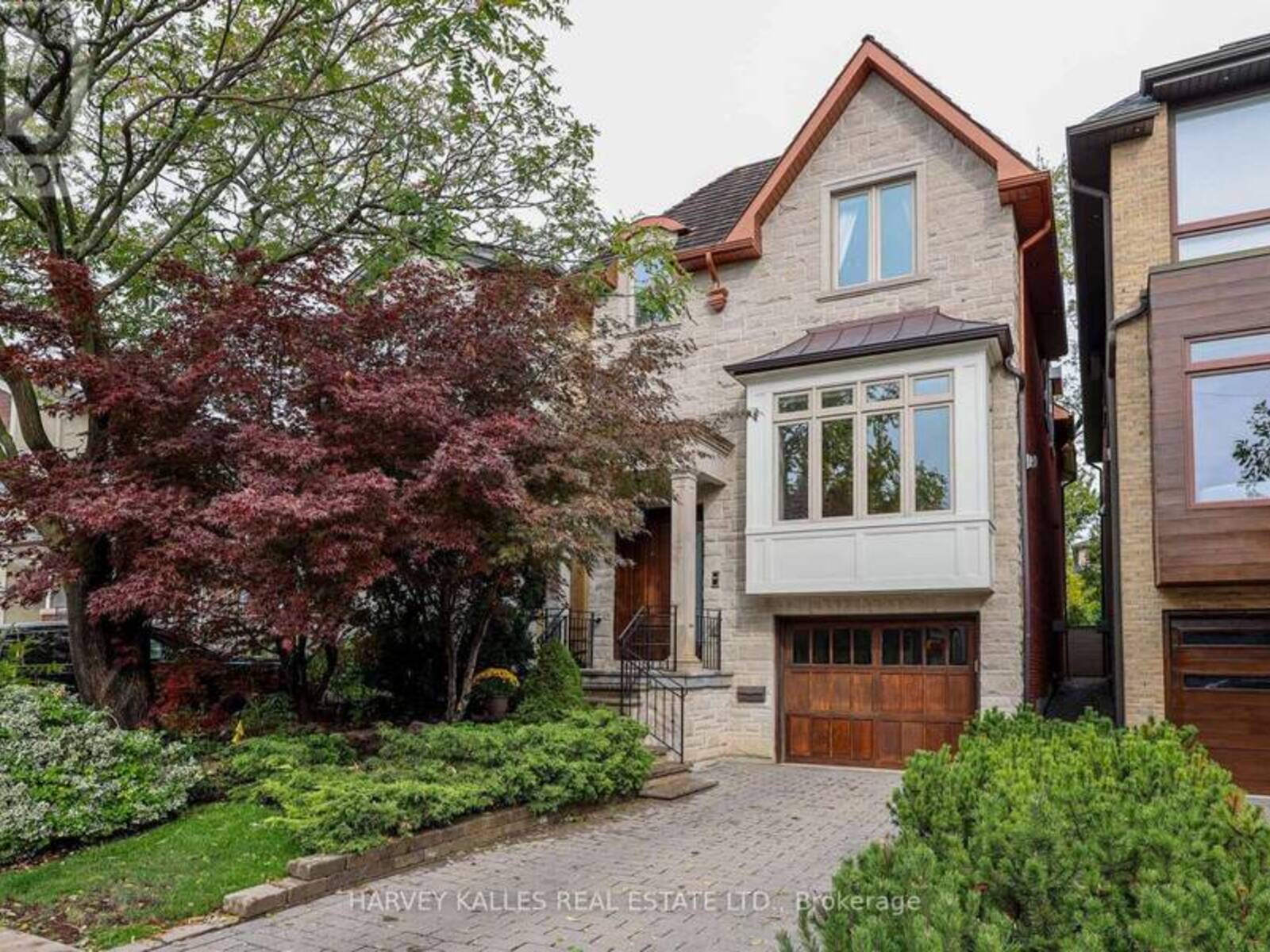 344 FAIRLAWN AVENUE, Toronto, Ontario M5M 1T6
