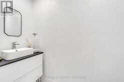 22 HAMILTON DRIVE | Newmarket Ontario | Slide Image Twelve