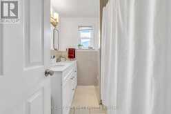 22 HAMILTON DRIVE | Newmarket Ontario | Slide Image Thirty-four