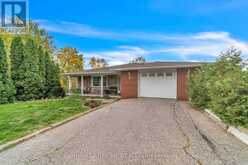 22 HAMILTON DRIVE | Newmarket Ontario | Slide Image Four