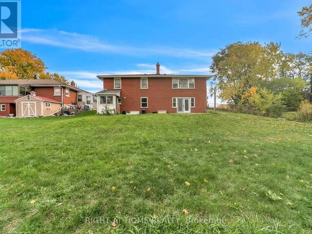 22 HAMILTON DRIVE Newmarket Ontario, L3Y 3E8 - 4 Bedrooms Home For Sale