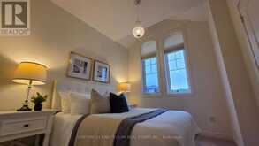 360 WILLIAM GRAHAM DRIVE | Aurora Ontario | Slide Image Ten