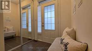 360 WILLIAM GRAHAM DRIVE | Aurora Ontario | Slide Image Two