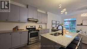 360 WILLIAM GRAHAM DRIVE | Aurora Ontario | Slide Image Five