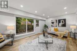 32 - 1 WOOTTEN WAY S | Markham Ontario | Slide Image Ten
